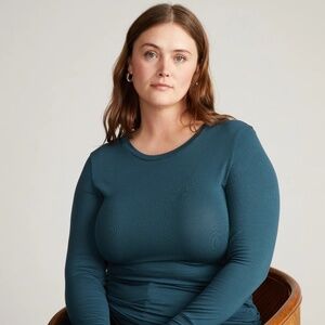 Foundation Long Sleeve Crew Neck Tee  - Black - New With Tags